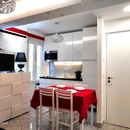 De Catherine * ניס